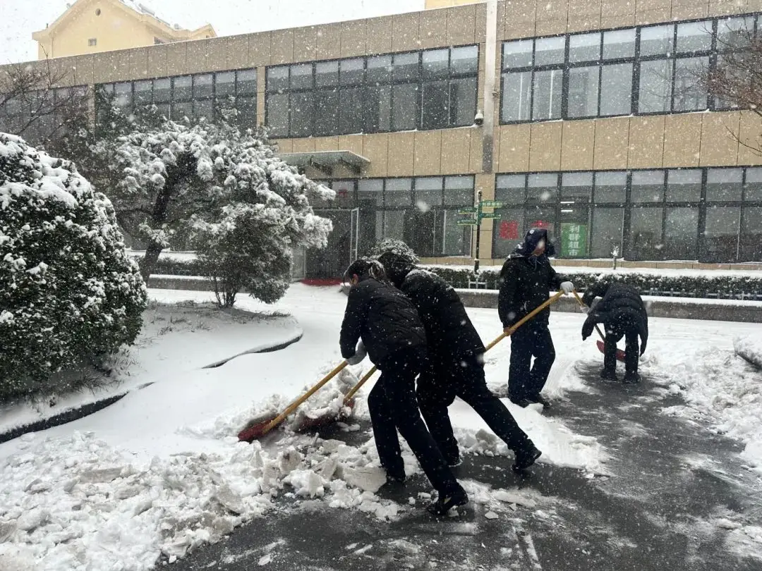 Varm ström i kall våg