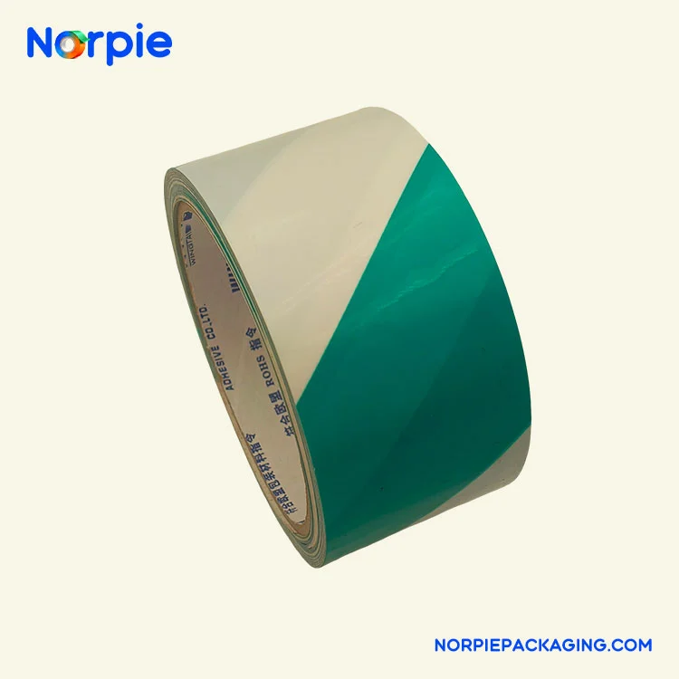 Grön och vit varningstejp